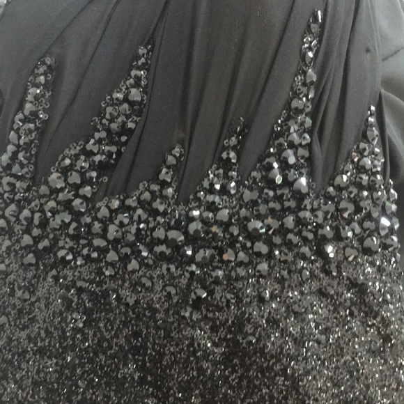 La Femme One Shoulder Sequin Dress - Picture 5 of 6